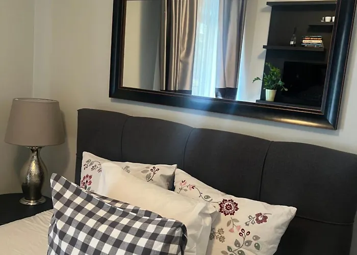 Apartment D-22